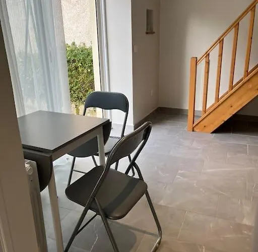 La Petite Maisonnette