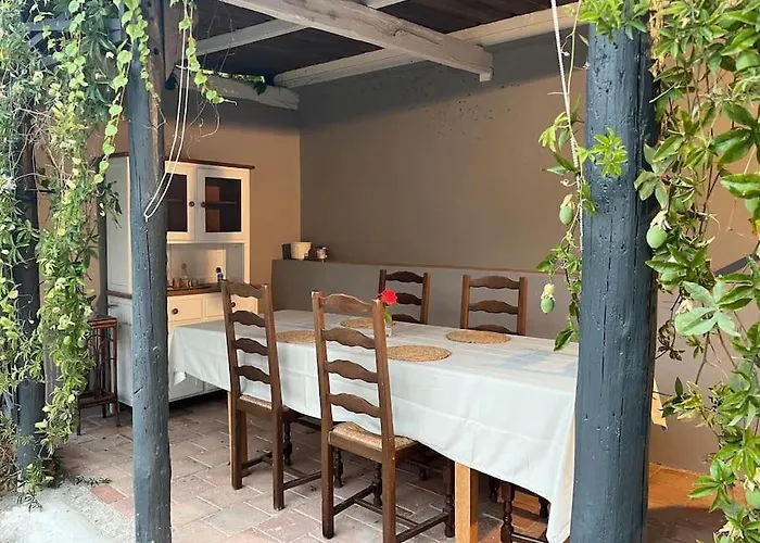 La Petite Maisonnette